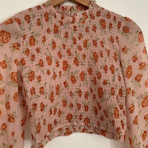 ILLA ILLA Rosie Smocked Cropped Blouse - Picture 10 of 12